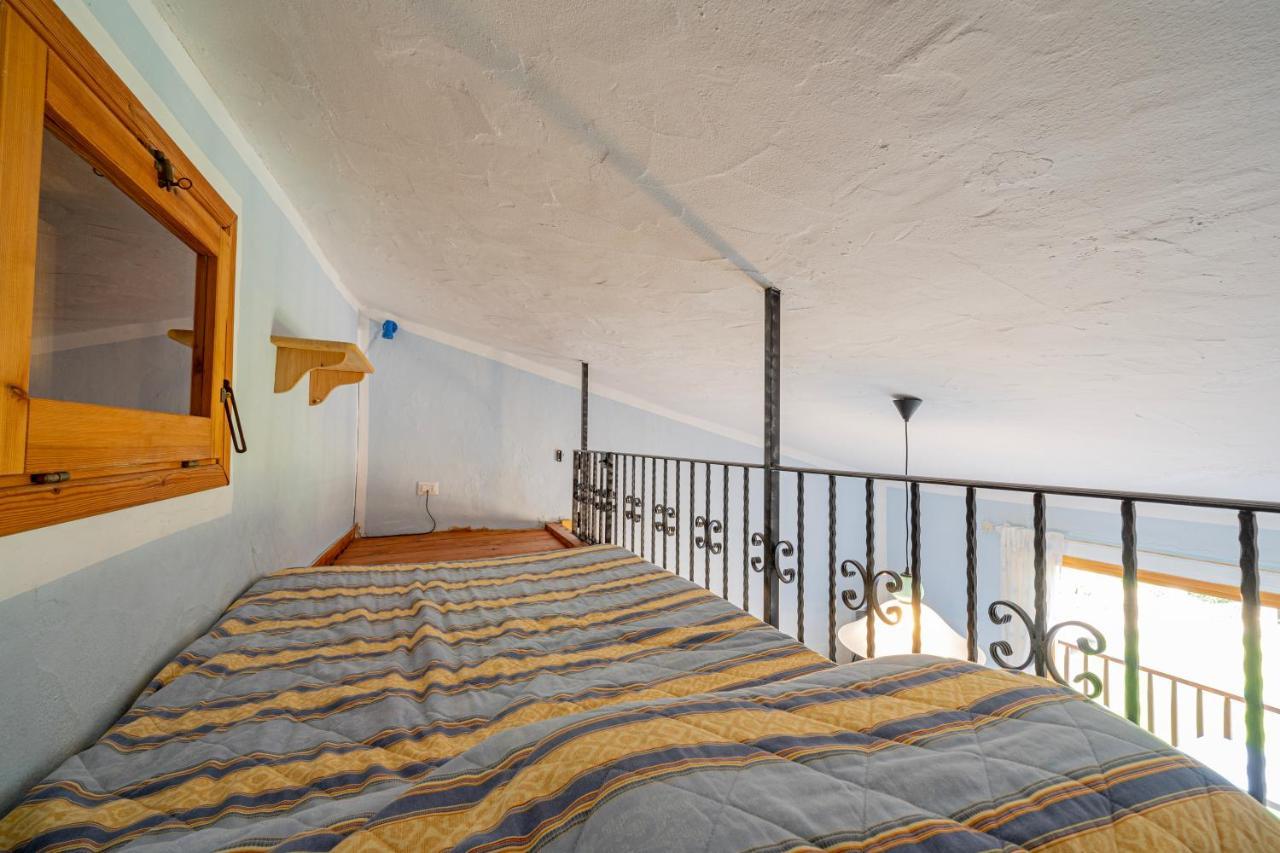 Вилла Casa Athena Pittulongu Экстерьер фото